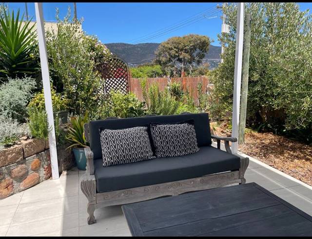 3 BEDROOM PROPERTY TO RENT IN CLOVELLY